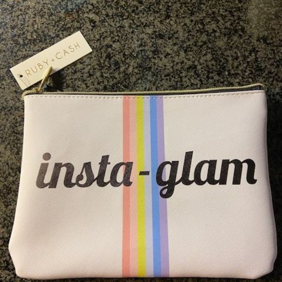 🌻 Insta-Glam Bag 🌻 - Picture 2 of 4